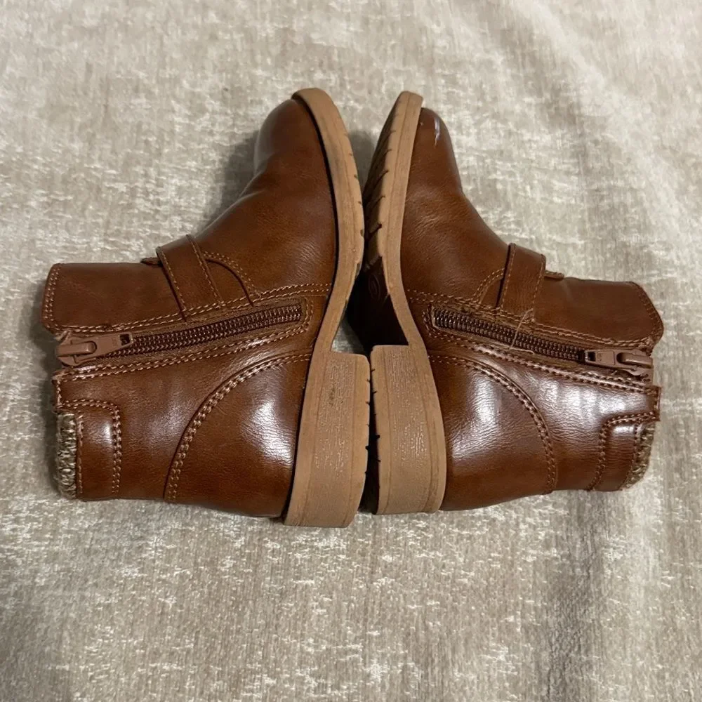 Wonder Nation Brown Kids Boots with Buckle